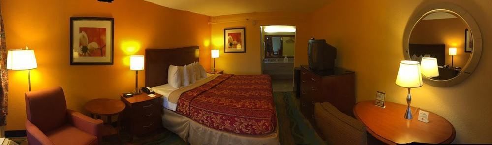 Days Inn By Wyndham Norfolk Military Circle Buitenkant foto