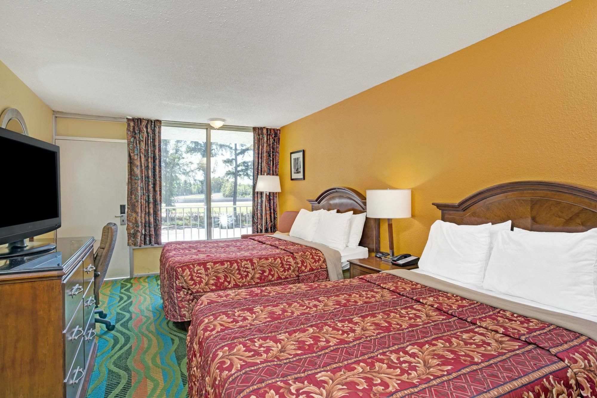 Days Inn By Wyndham Norfolk Military Circle Buitenkant foto